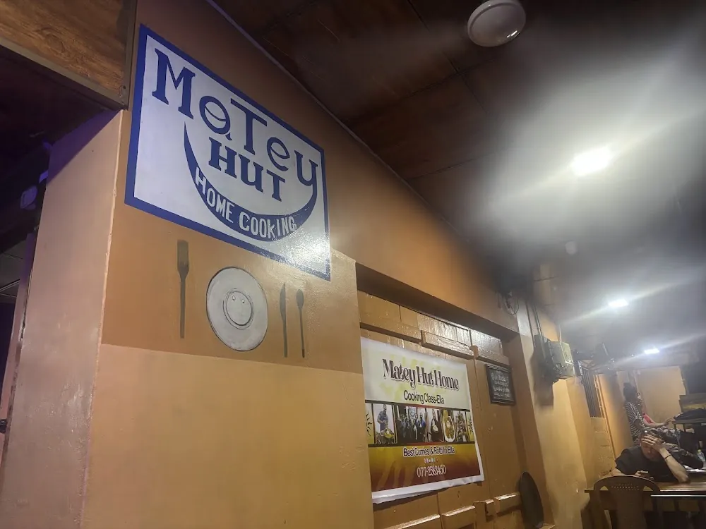 Matey Hut in Ella
